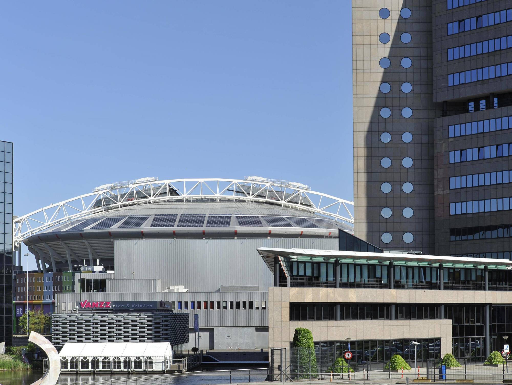 Courtyard By Marriott Amsterdam Arena Atlas Экстерьер фото